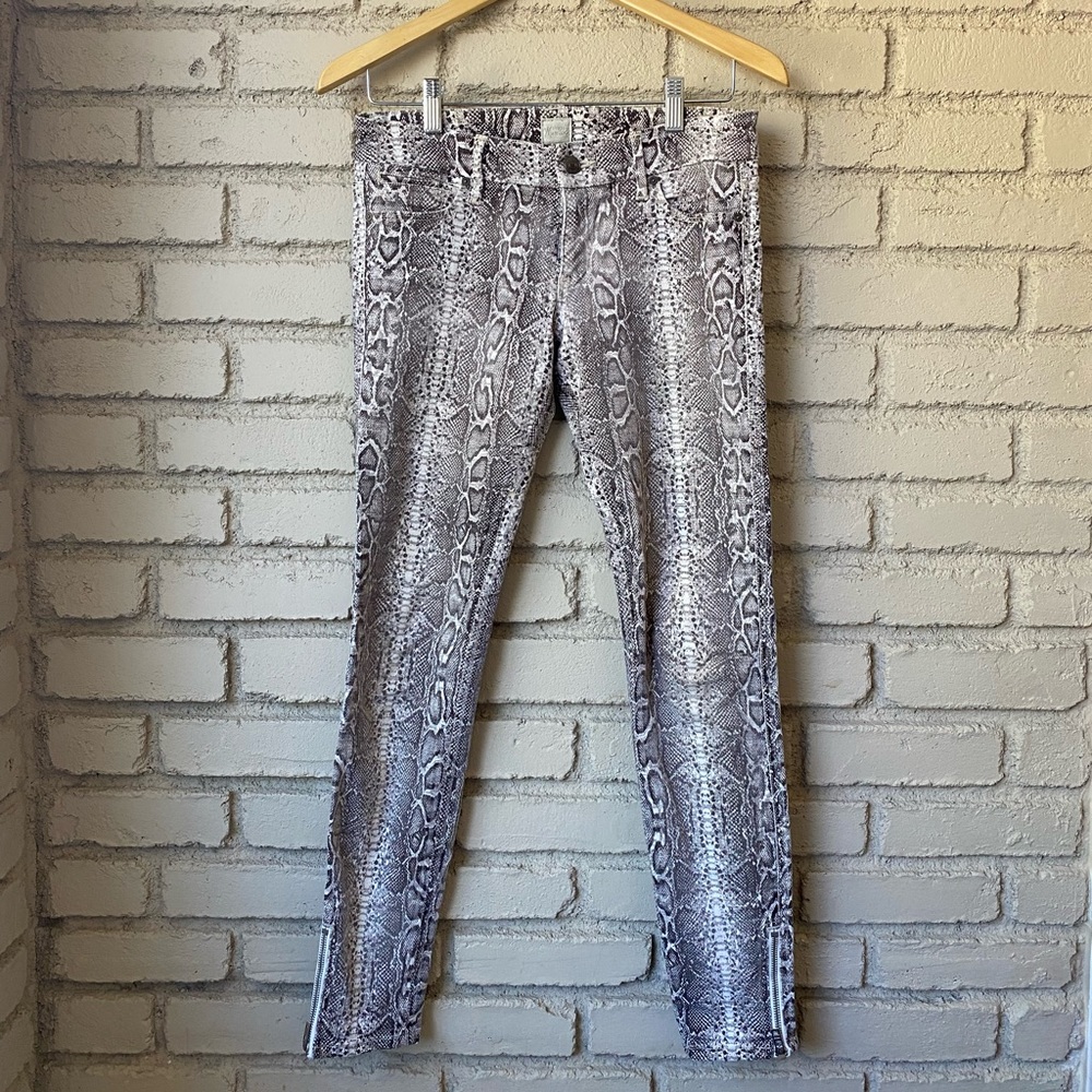 Guess by Marciano skinny cropped low rise denim pants